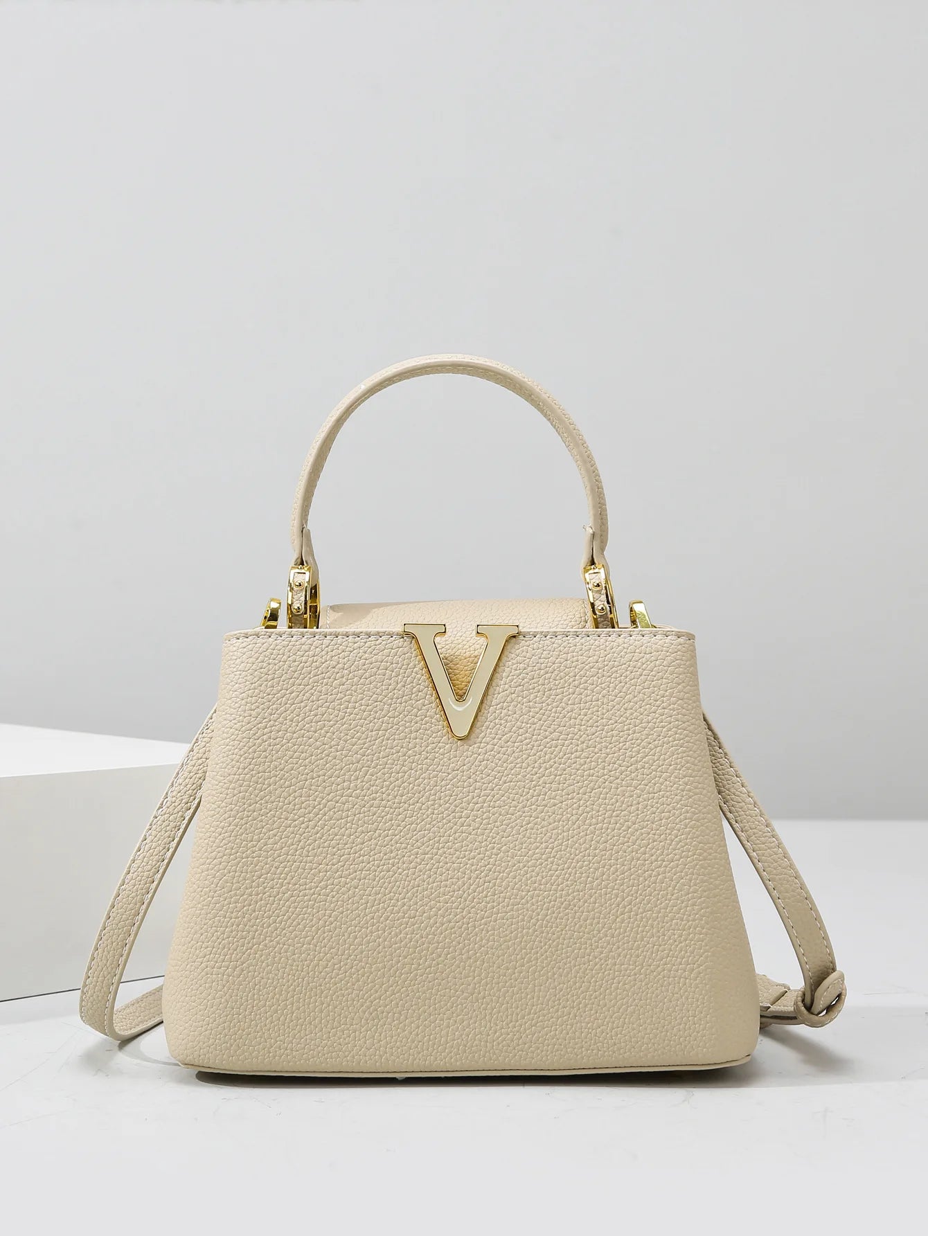 Designer style bag 2026 new model High-quality crossbody bag for single shoulder strap Business casual style Women's handbag Lizbert