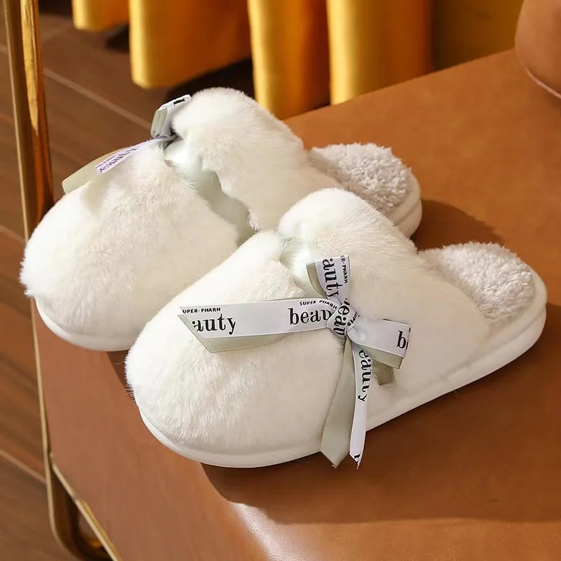 Winter Home Slippers for Couples Warm Plush Neutral Cartoon Cow Indoor Anti Slip Comfortable Cotton Slippers for Men and Women