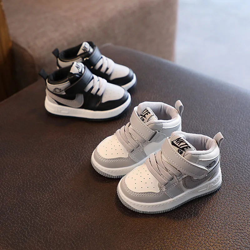 2026 New Children's Mid-Top Sports Shoes Breathable Kids' Walking Shoes Boys Girls Fashion Casual Anti-Slip Shoes