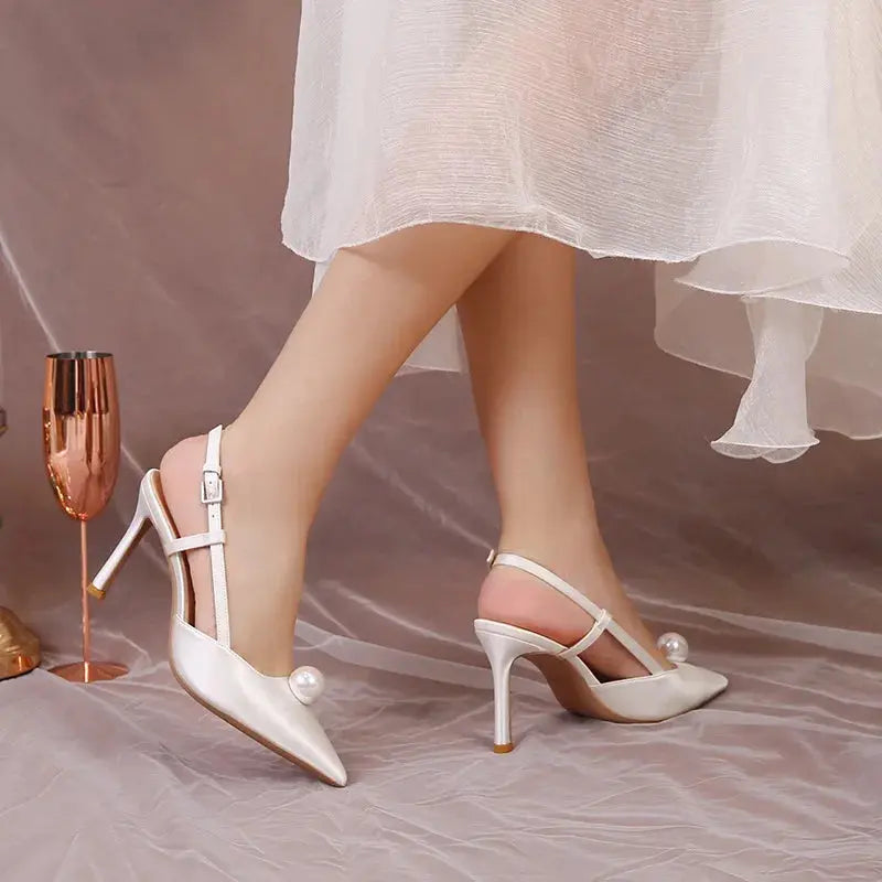 Soft & Bold Pointed Ladies Sandals Shoes Lizbert