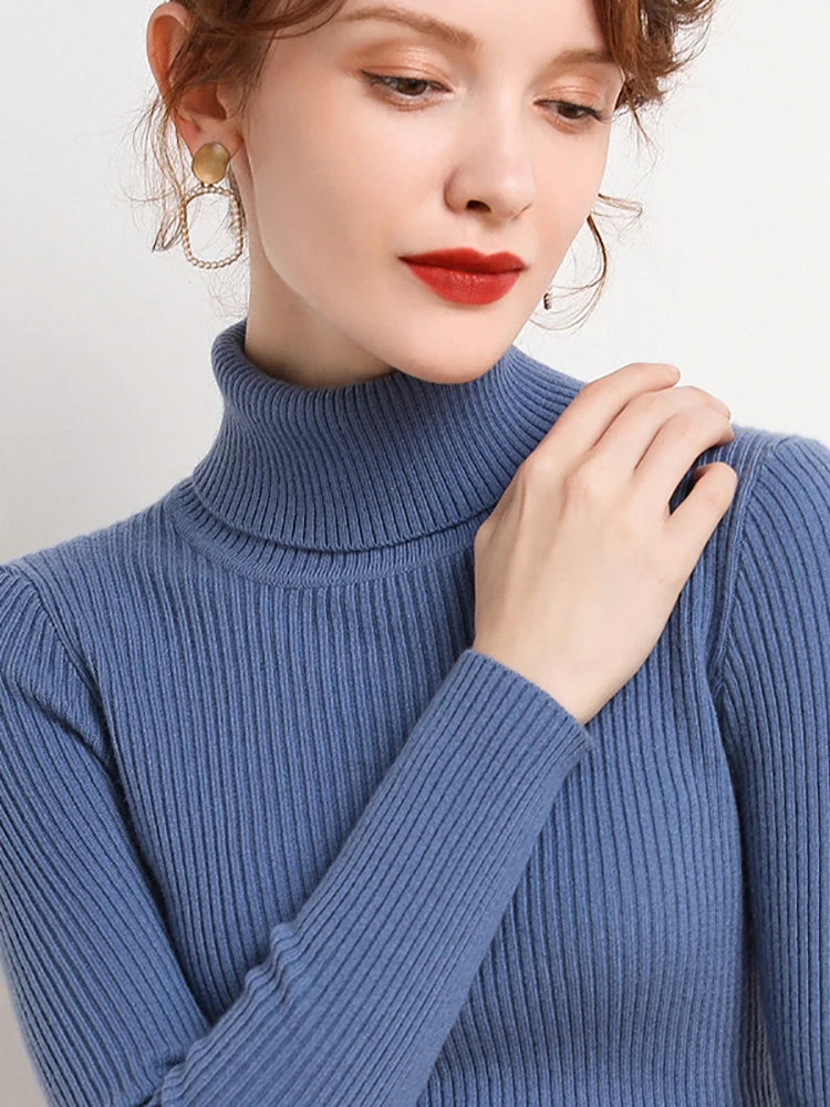 Women’s Turtleneck Sweater