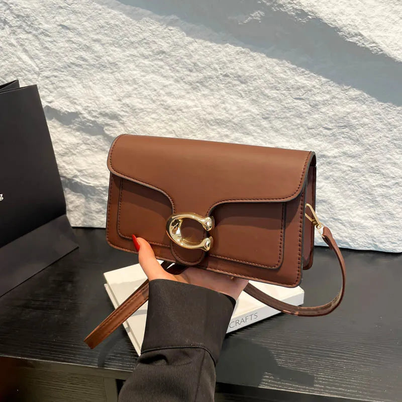 Spot 2026 new bag female advanced texture solid color simple and versatile small bag commuter multi-layered shoulder bag Lizbert